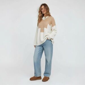 $129 BCBGeneration Women’s Cream/Blush  Knit Sweater Size XS/S Oversized Fit